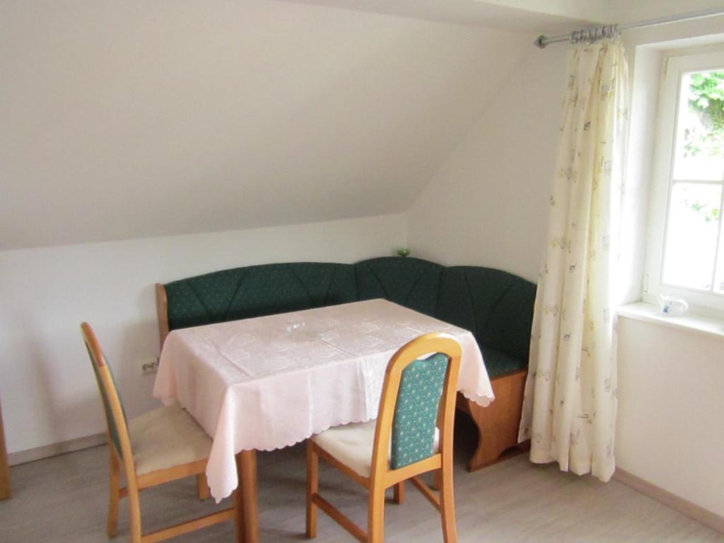 Ferienwohnung Stadt Wehlen Saechsische Schweiz Dachgeschoss Essecke